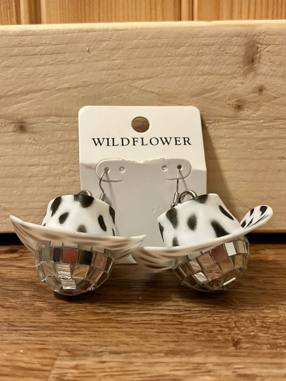 NWT✨Cow Print Cowboy Hat Disco Earrings - White & Black